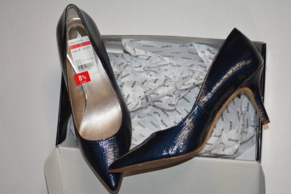 Department Store Shelf-Pull Women's Branded Shoe Lots - Image 10