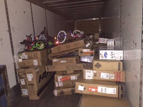 WM Department Store Return Bicycle Truckloads - Image 8