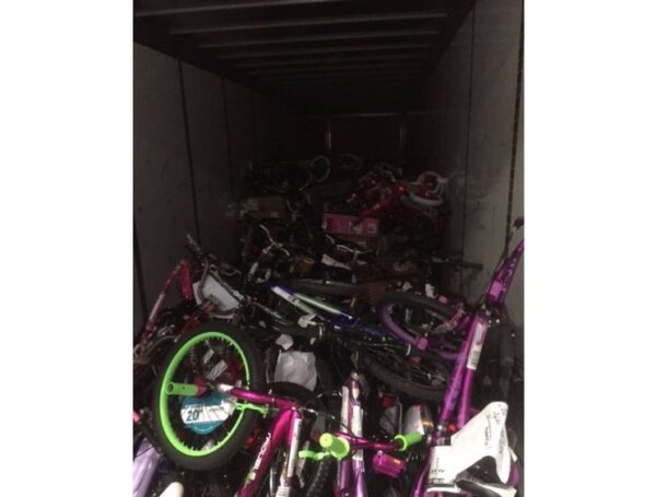 WM Department Store Return Bicycle Truckloads - Image 4