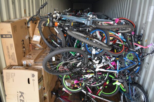 WM Department Store Return Bicycle Truckloads - Image 15