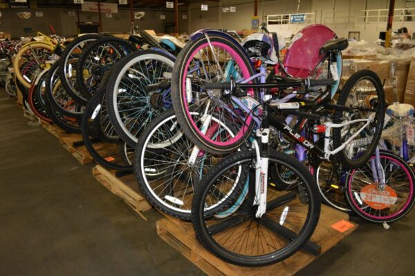 WM Department Store Return Bicycle Truckloads - Image 2